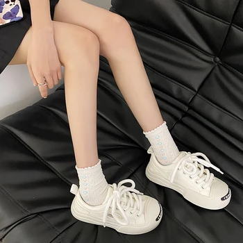 Little White Shoe Woman 2023 Новая весенне-летняя универсальная парусиновая обувь на платформе, повседневный тренд обуви на шнуровке с большой головкой