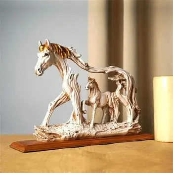 Статуэтка лошади, милая настольная статуэтка с микро-декором, статуэтка индийской скачущей лошади из смолы для подарков