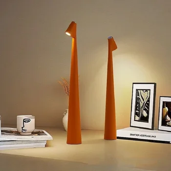 Столб настольной лампы с видом на форму, роскошная зарядная настольная лампа, настольная лампа настроения, украшение прикроватной тумбочки для спальни